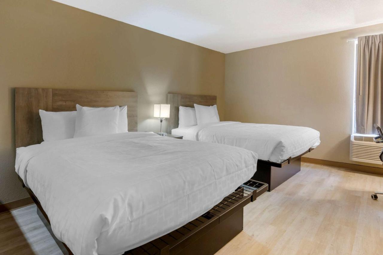 Suburban Extended Stay Hotel Роли Экстерьер фото